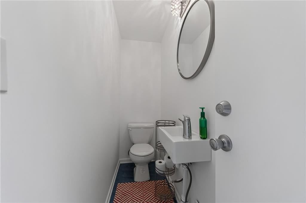 1037 Fox Run Terrace — photo 25