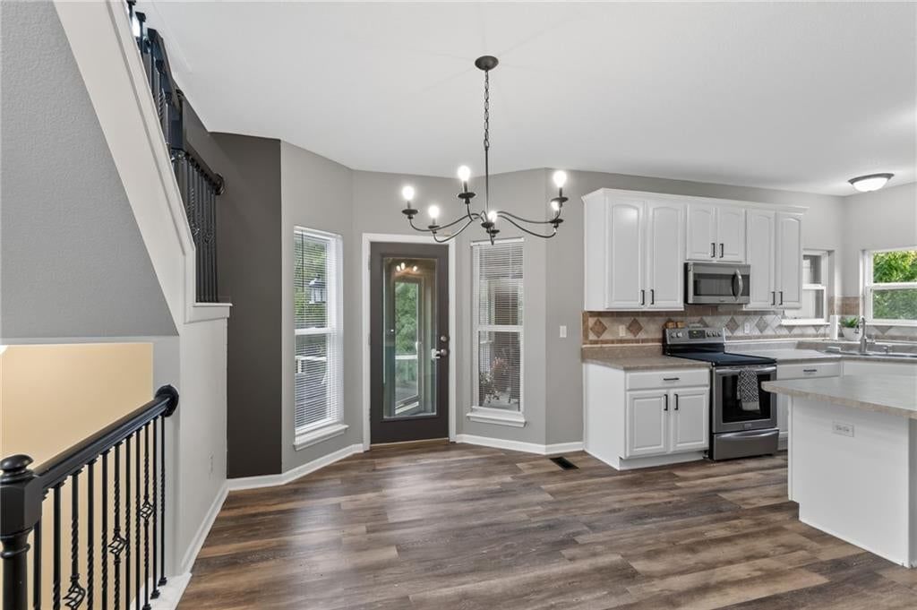 1037 Fox Run Terrace — photo 33