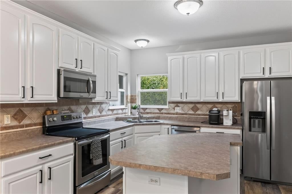 1037 Fox Run Terrace — photo 37
