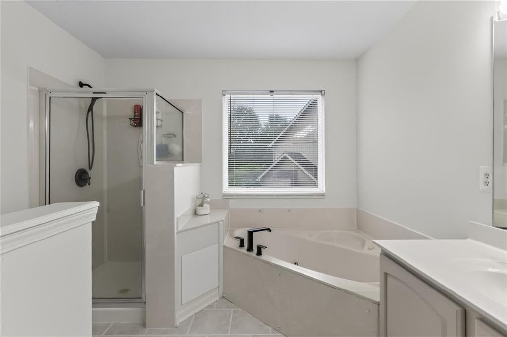 1037 Fox Run Terrace — photo 47