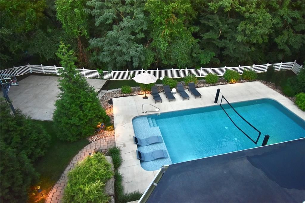 1037 Fox Run Terrace — photo 63