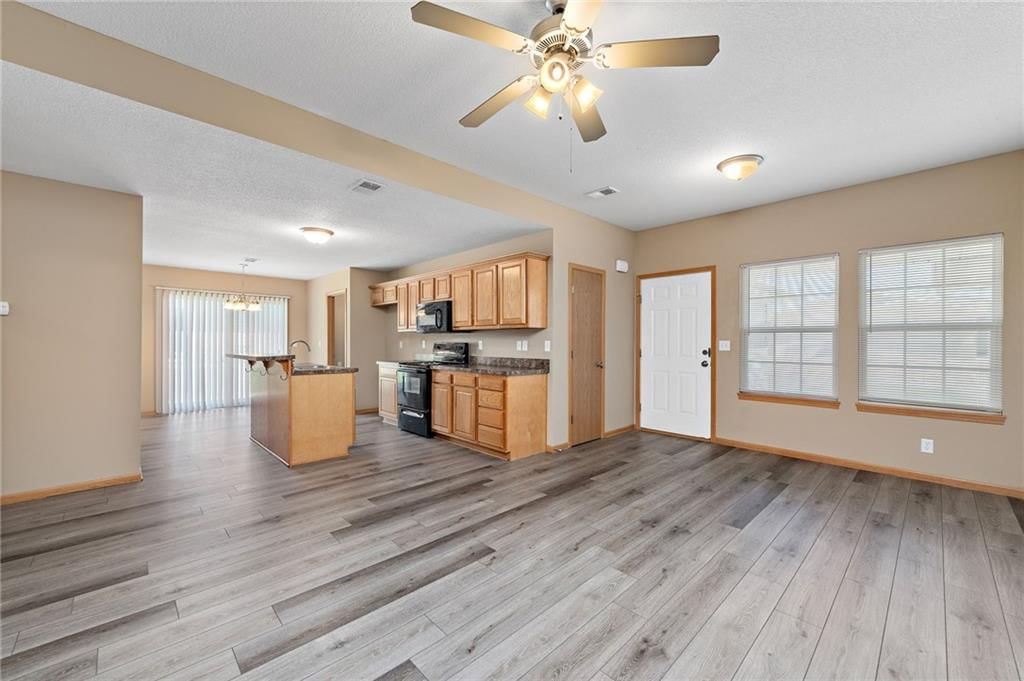 4880 Queen Ridge Avenue — photo 13