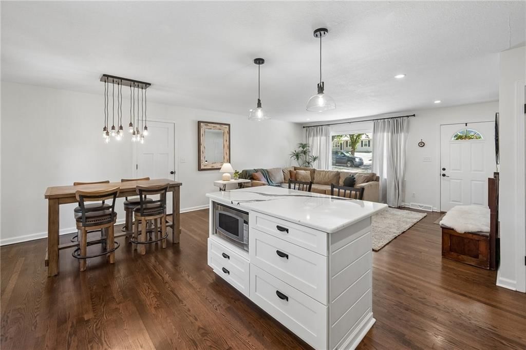 9006 SWITZER Street — photo 8