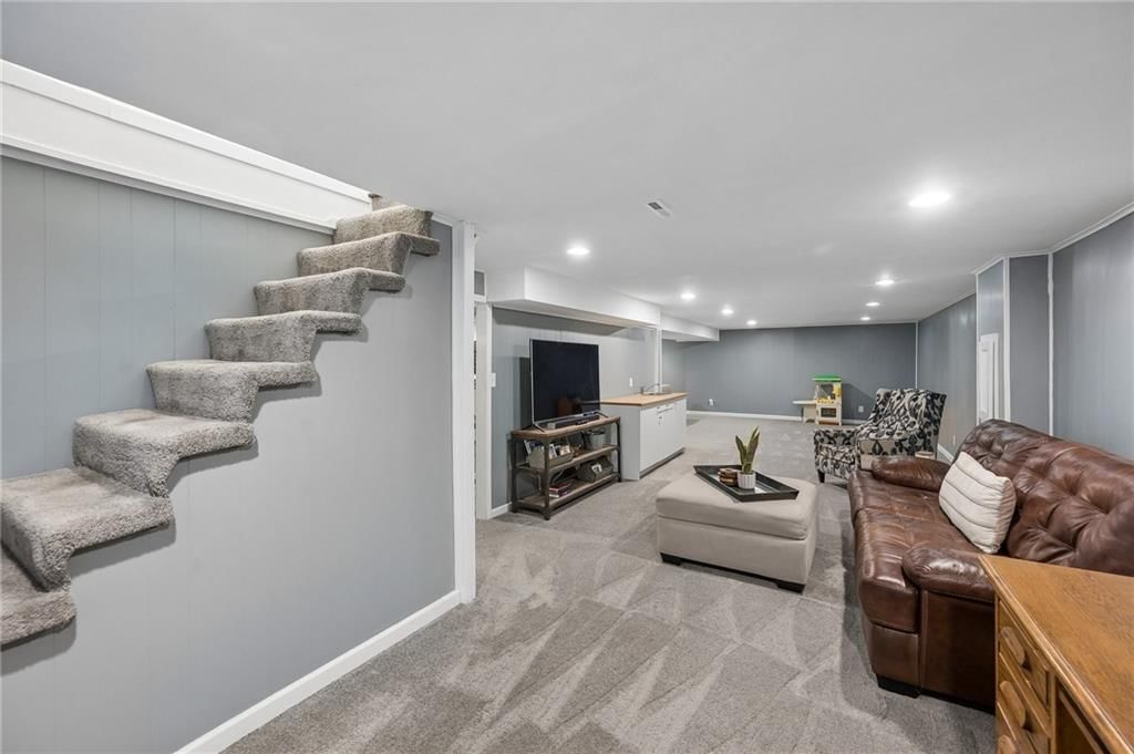 9006 SWITZER Street — photo 23