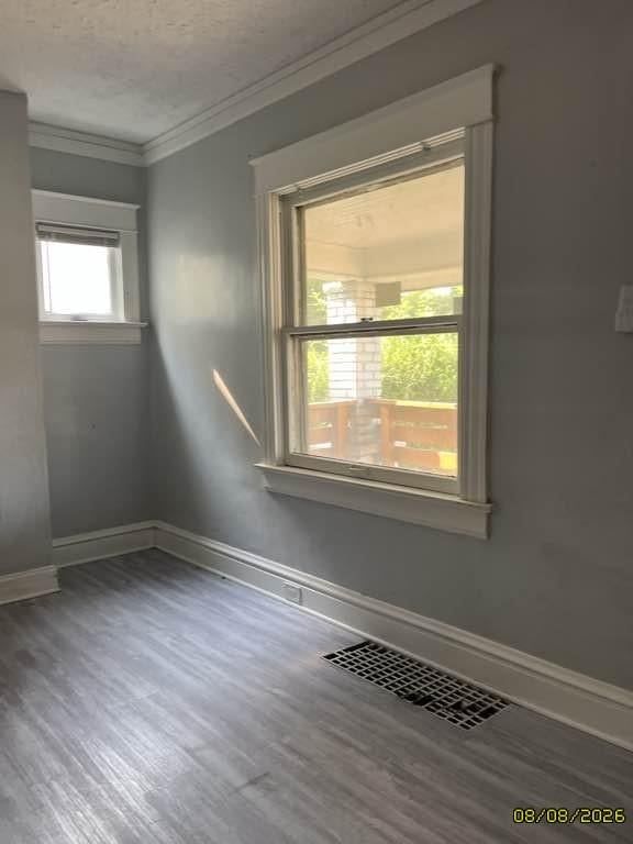 3503 E 25th Street — photo 5