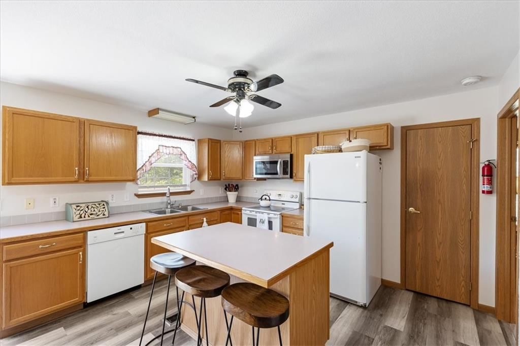 21515 S Sail A Way Drive — photo 11
