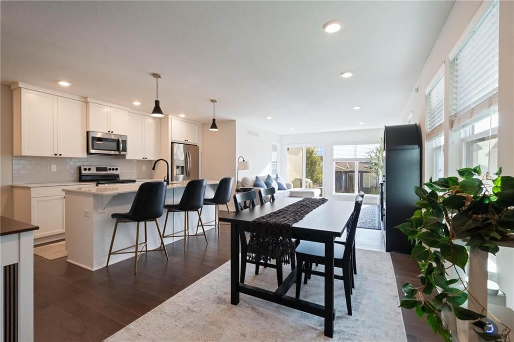 8820 SW 9th Street — photo 2