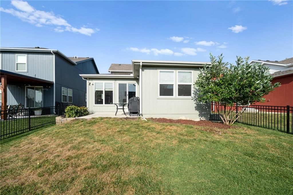 8820 SW 9th Street — photo 18