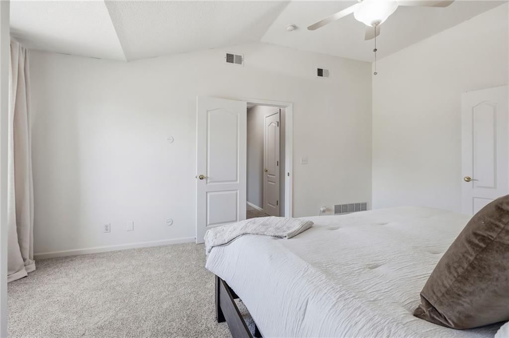 16339 S Avalon Street — photo 21