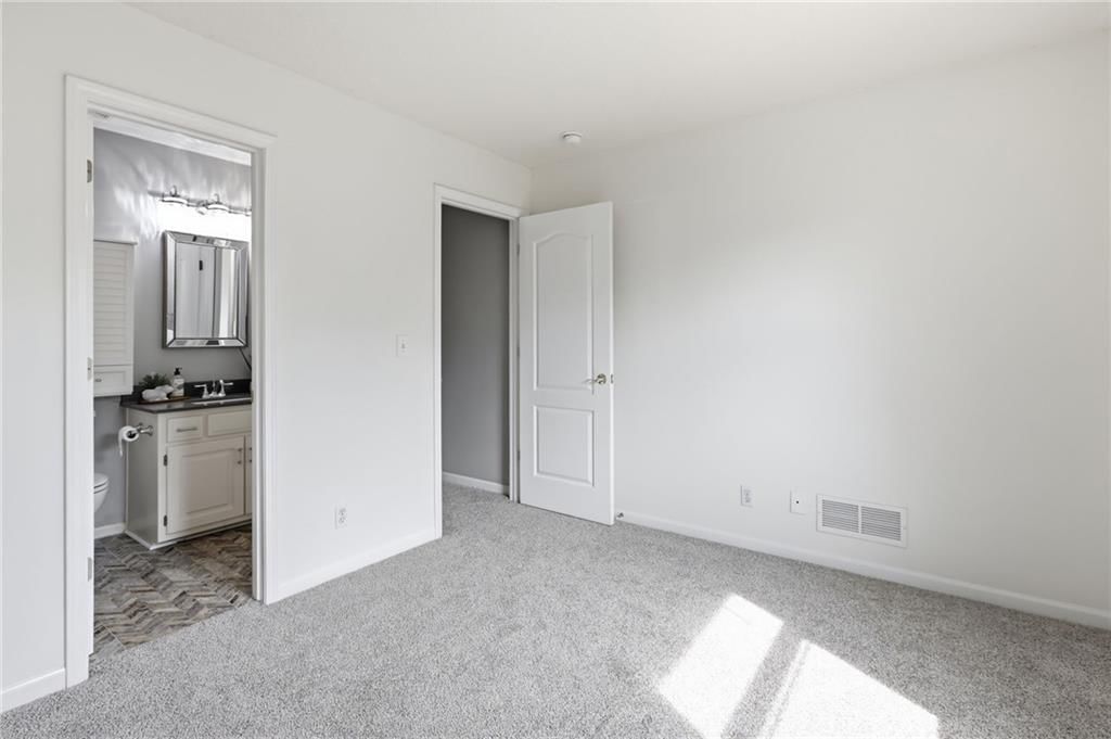 16339 S Avalon Street — photo 28