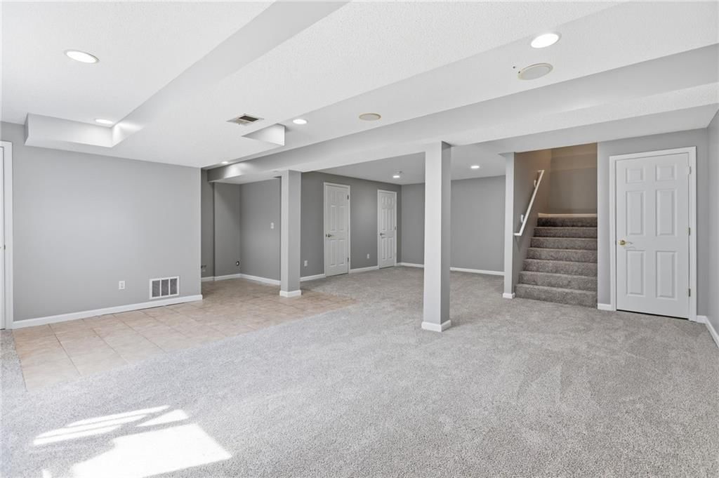 16339 S Avalon Street — photo 36