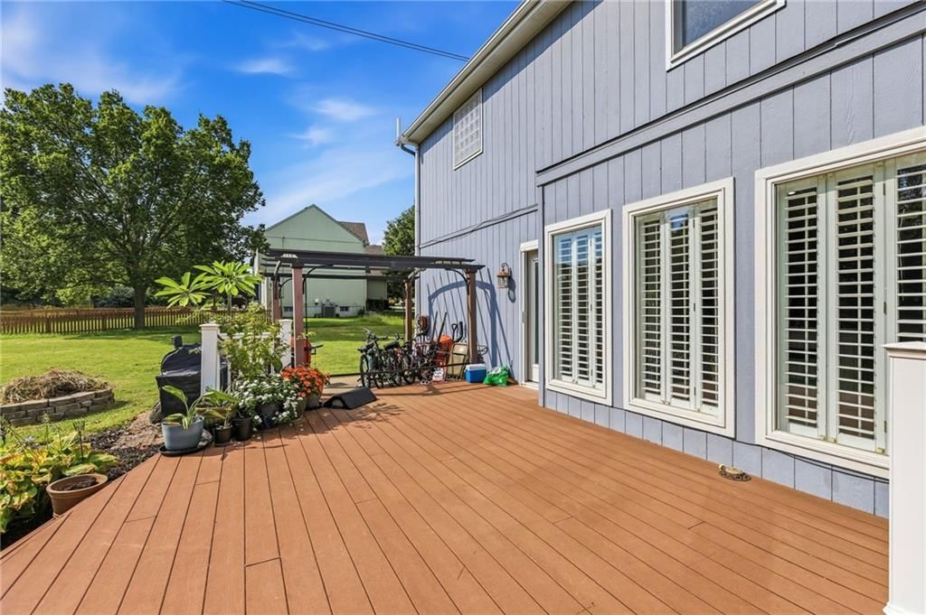 16339 S Avalon Street — photo 41