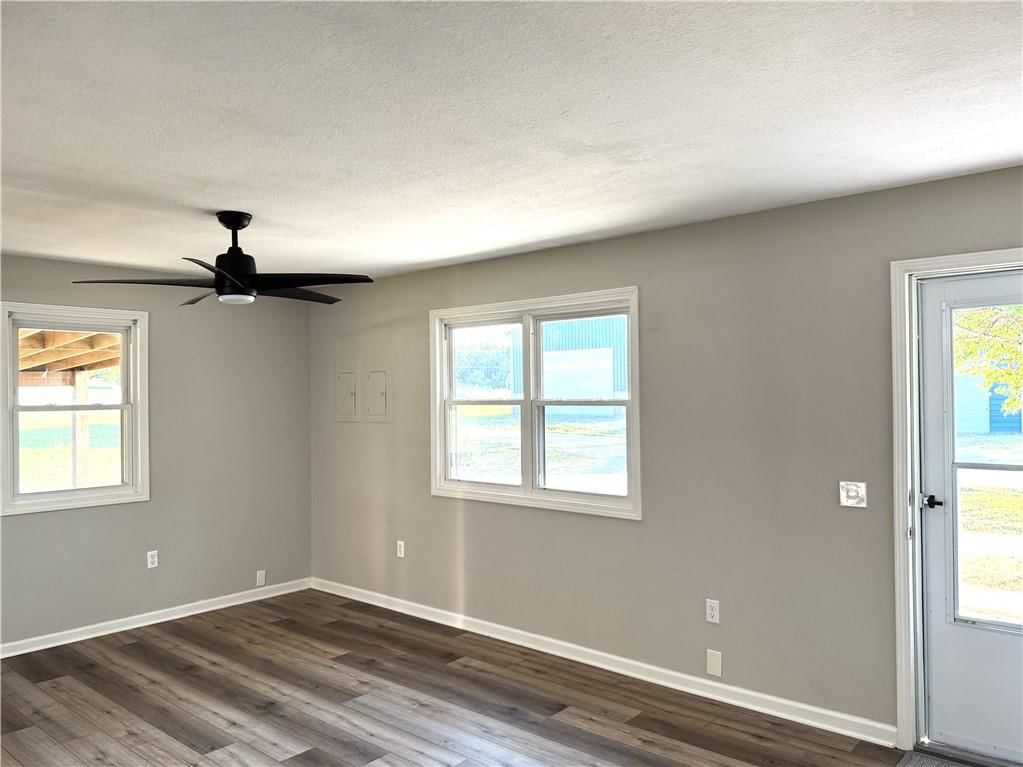 14 Cypress Lane — photo 5