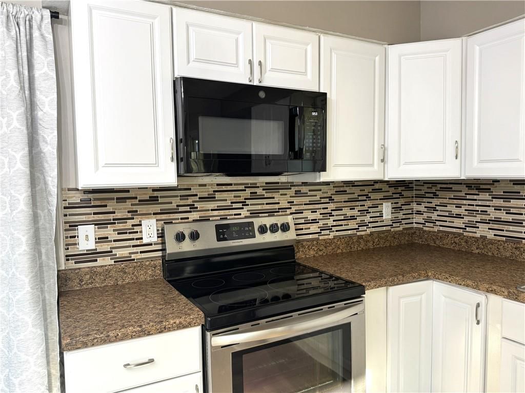 14 Cypress Lane — photo 9