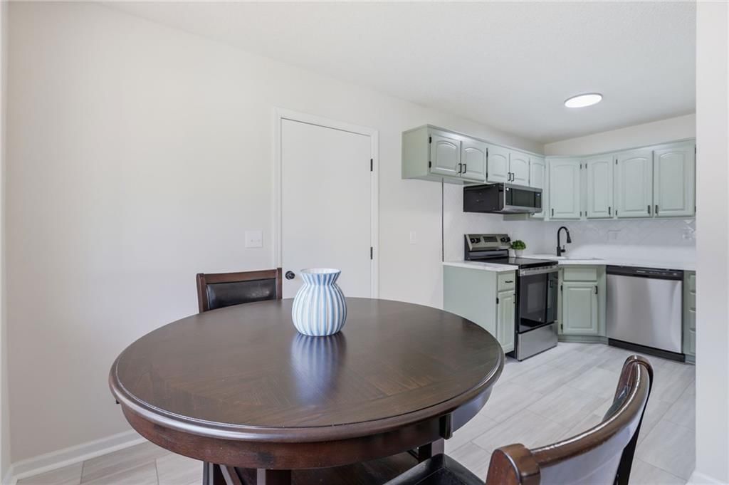 607 N Chestnut Street — photo 9