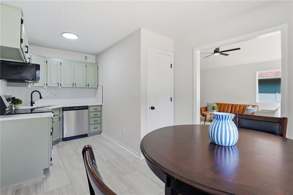 607 N Chestnut Street — photo 10