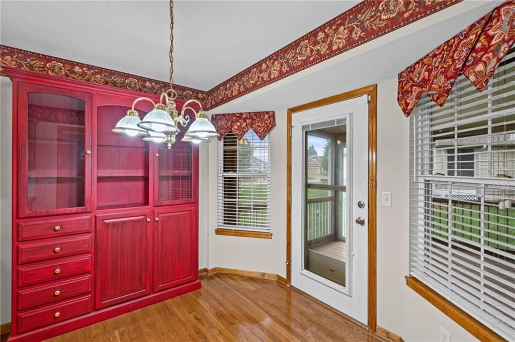 Photo 8 of 38, 1802 Meadowlark Court, Raymore, MO 64083