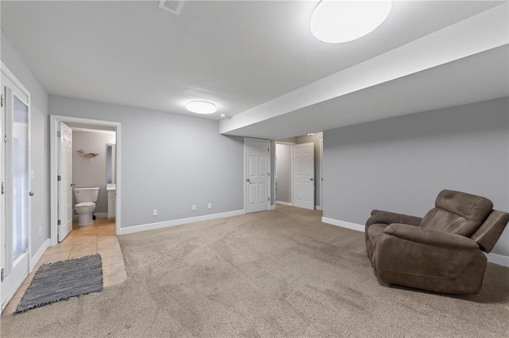 1714 Brooke Court — photo 32