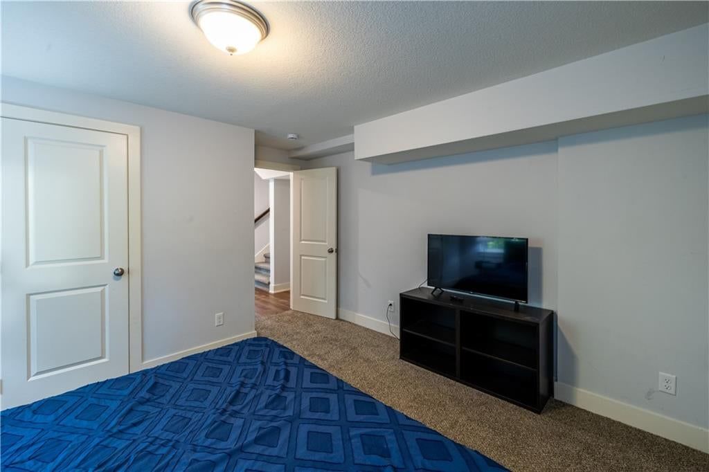 2202 N Woodsbury Road — photo 30