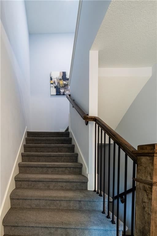 2202 N Woodsbury Road — photo 35