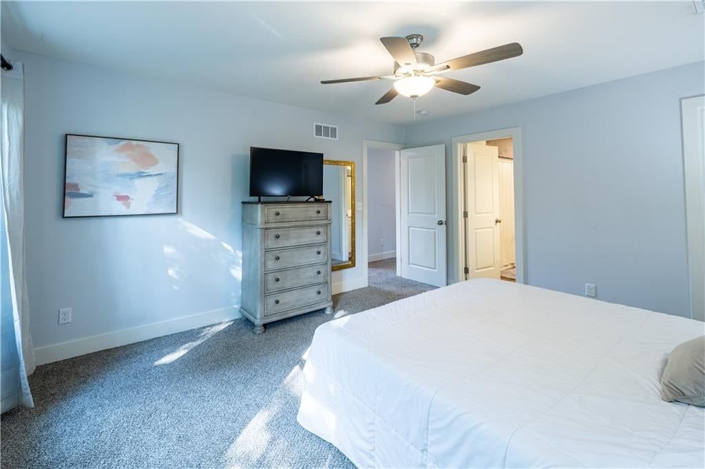 2202 N Woodsbury Road — photo 40