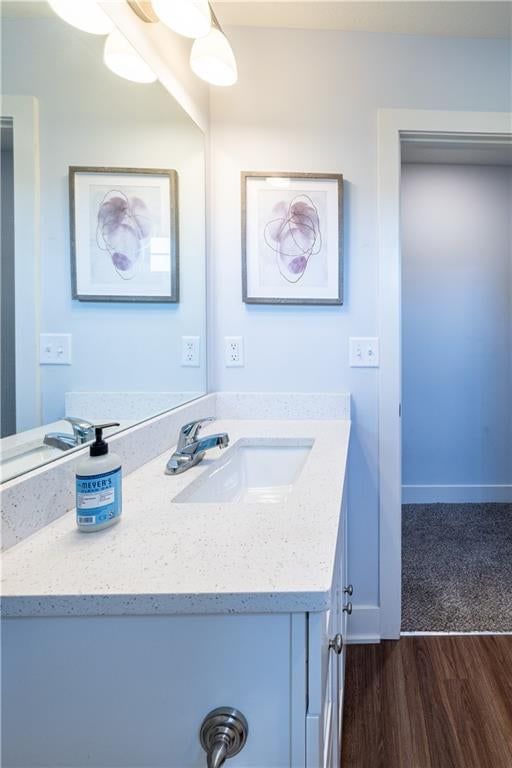 2202 N Woodsbury Road — photo 47