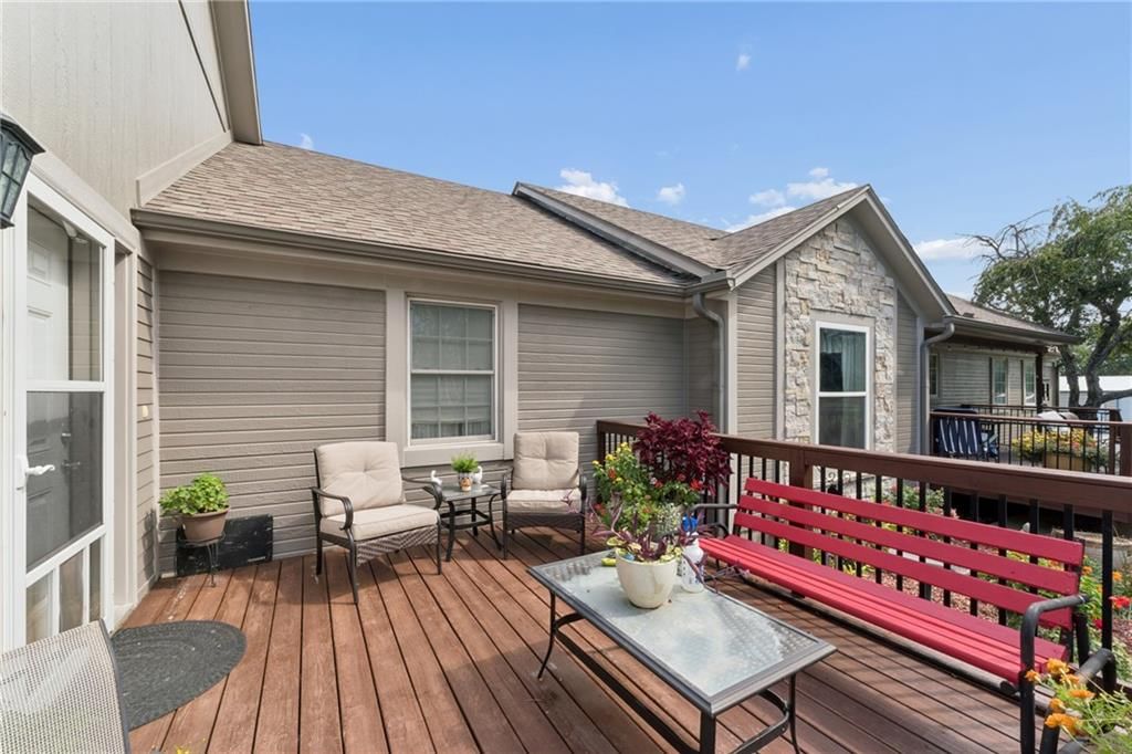 Photo 8 of 88 - 14608 E 263rd Street, Harrisonville, MO 64701