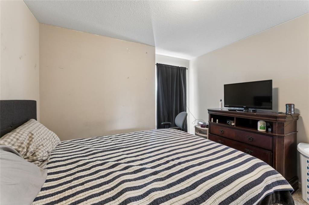 1700 Chestnut Street — photo 14