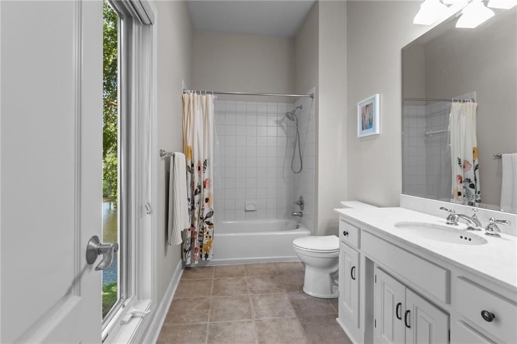 6605 Royal Court — photo 42
