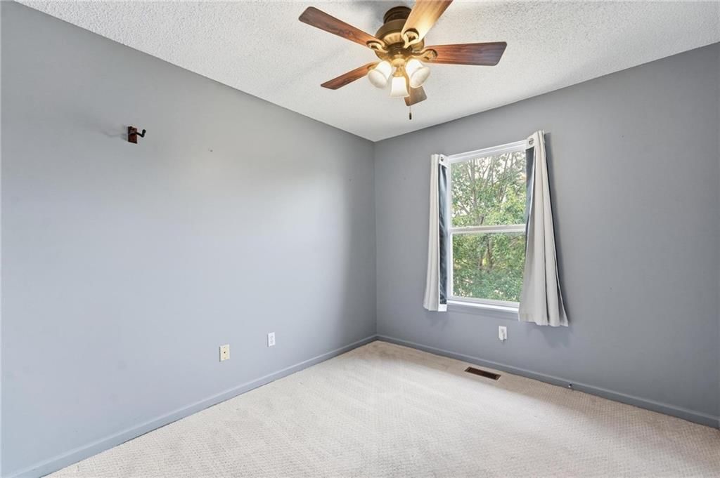 1403 Glenda Terrace — photo 15