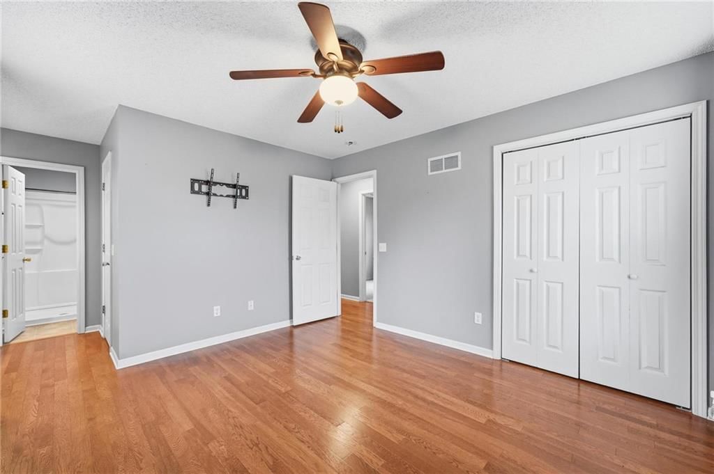 1403 Glenda Terrace — photo 20