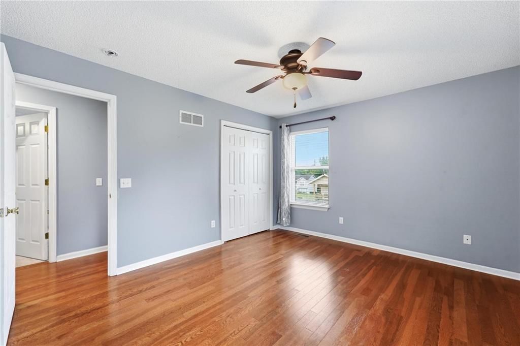 1403 Glenda Terrace — photo 21