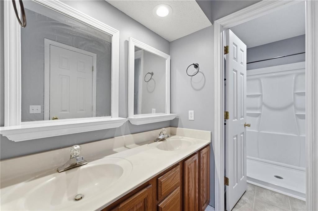 1403 Glenda Terrace — photo 22