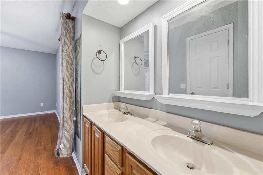 1403 Glenda Terrace — photo 23