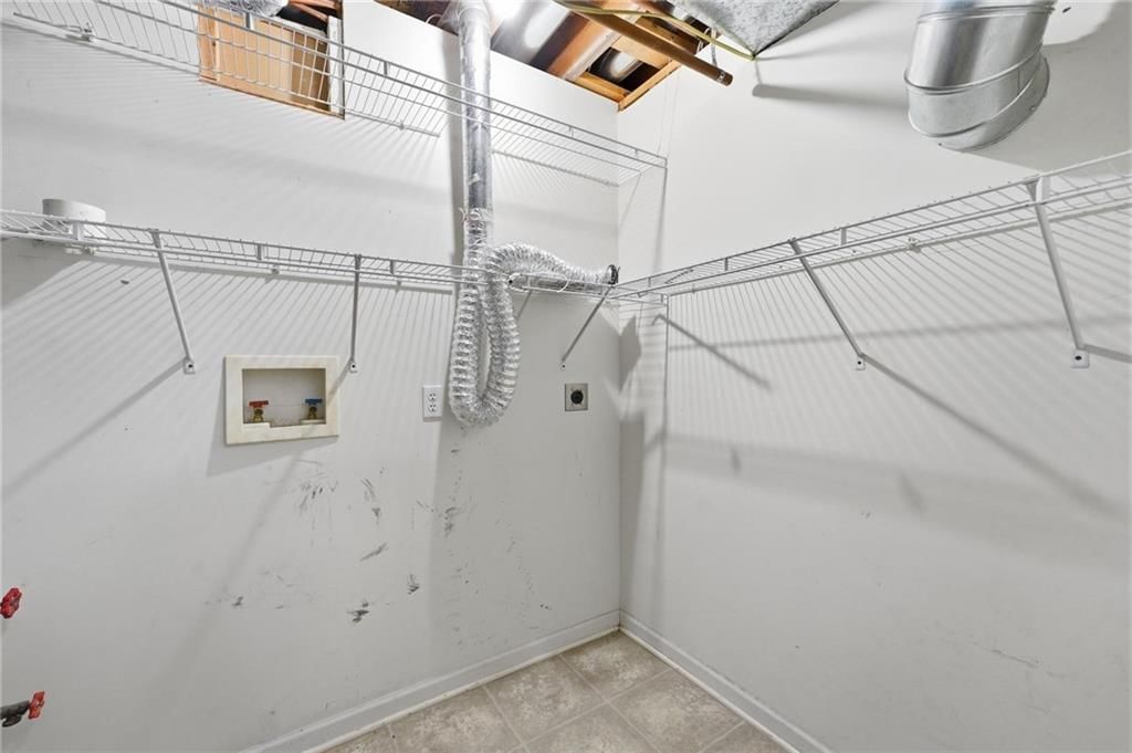 1403 Glenda Terrace — photo 33