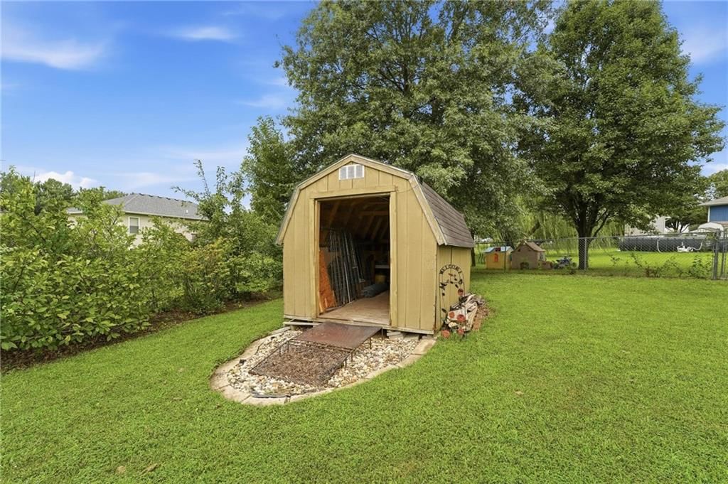 1403 Glenda Terrace — photo 40
