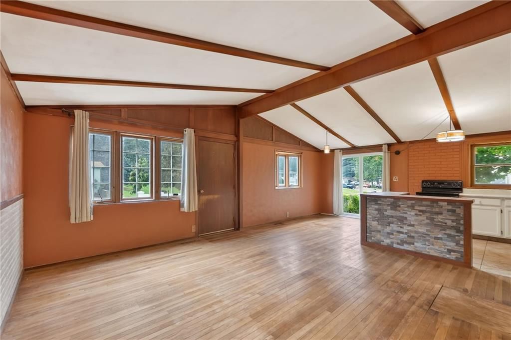 5902 N Garfield Avenue — photo 16