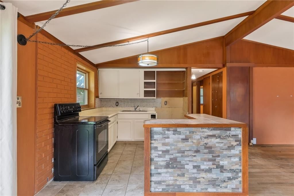 5902 N Garfield Avenue — photo 20