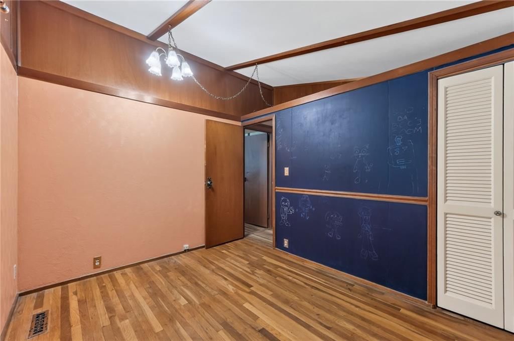 5902 N Garfield Avenue — photo 23