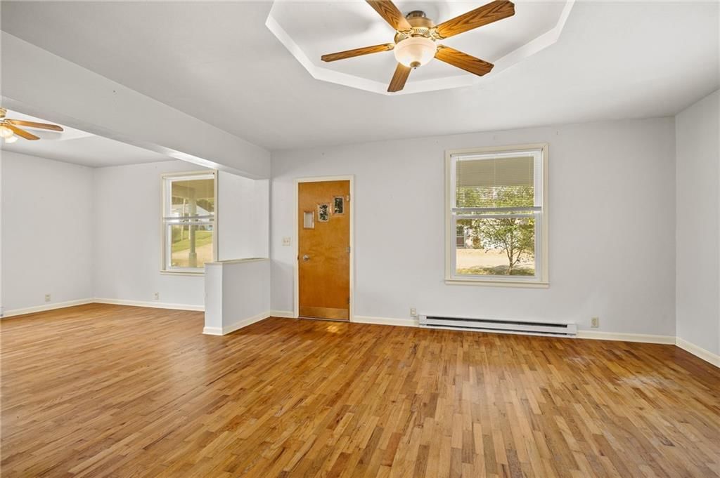 302 N Chestnut Street — photo 6