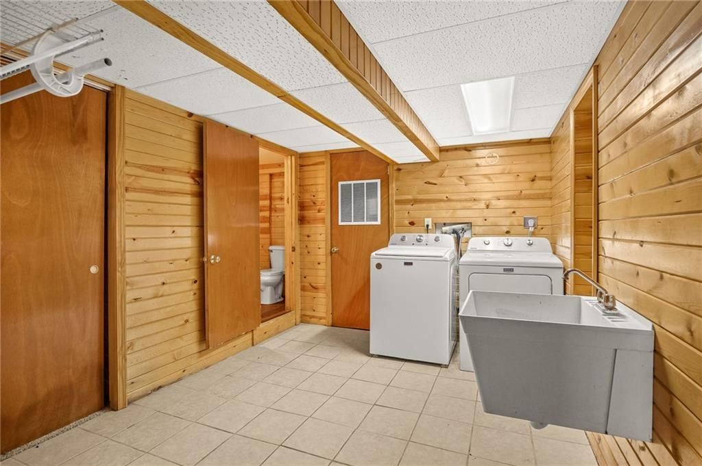 302 N Chestnut Street — photo 20