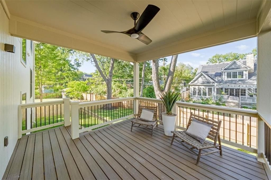 Photo 34 of 42 - 5024 W 72nd Street, Prairie Village, KS 66208