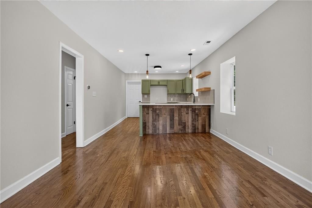 2904 NE Parvin Road — photo 7
