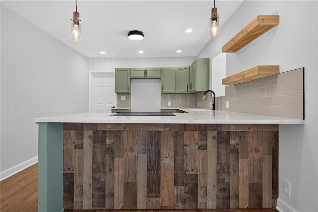 2904 NE Parvin Road — photo 9
