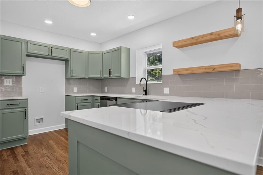 2904 NE Parvin Road — photo 10