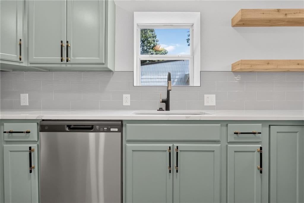 2904 NE Parvin Road — photo 12