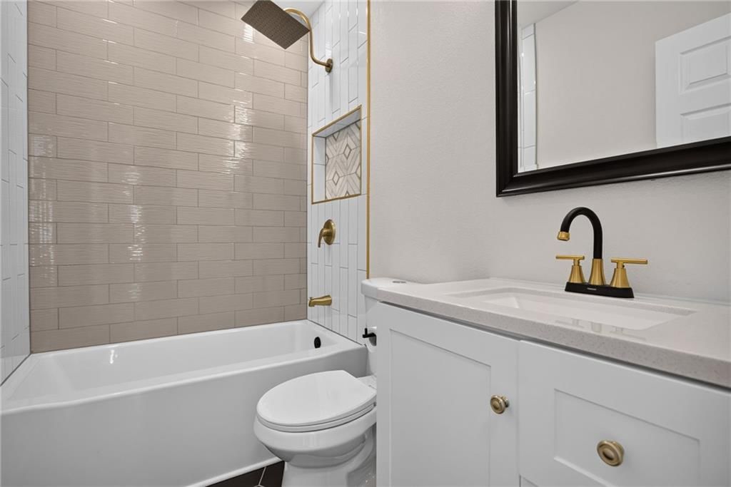 2904 NE Parvin Road — photo 18
