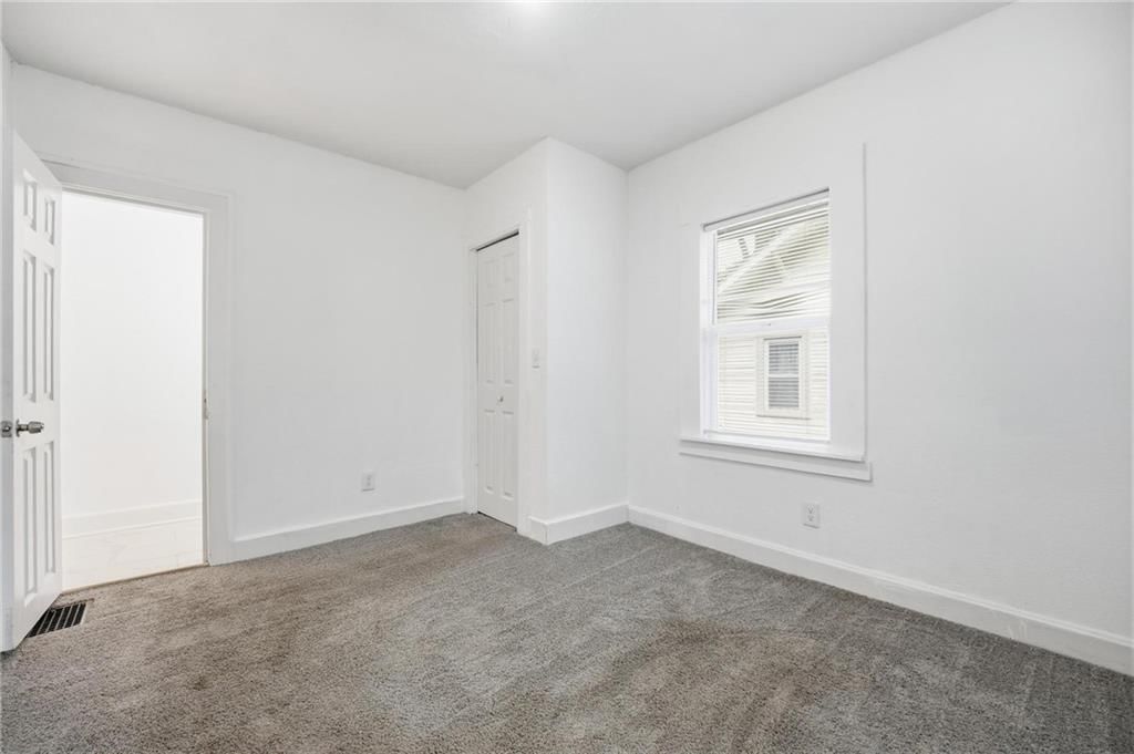 8412 Flora Avenue — photo 7