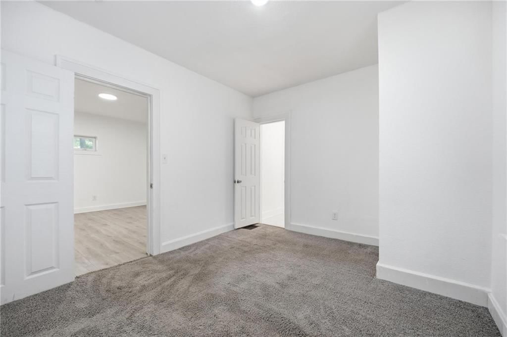 8412 Flora Avenue — photo 8