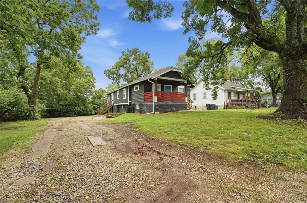 8412 Flora Avenue — photo 27